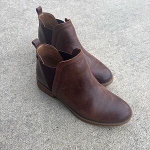 Sofft Beatrice Waterproof Leather Booties ankle boots